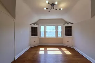 1651 S 58th St, West Allis, WI 53214 - Photo 28