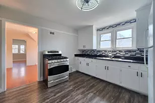 1651 S 58th St, West Allis, WI 53214 - Photo 24