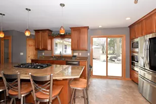 10570 W Pallottine Dr, Greenfield, WI 53228 - Photo 22