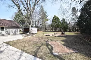 10570 W Pallottine Dr, Greenfield, WI 53228 - Photo 48