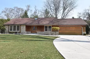 10570 W Pallottine Dr, Greenfield, WI 53228 - Photo 60