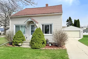 1317 N 30th St, Sheboygan, WI 53081 - Photo 1