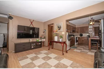 2037 W National Ave #2039, Milwaukee, WI 53204 - Photo 18