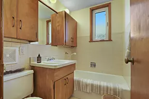 1632 Michigan Blvd, Racine, WI 53402 - Photo 24