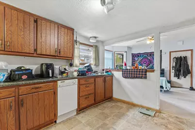 213 N Finch St, Horicon, WI 53032 - Photo 14