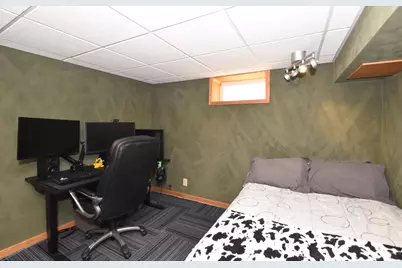 403  Beech St, Grafton, WI 53024 - Photo 22