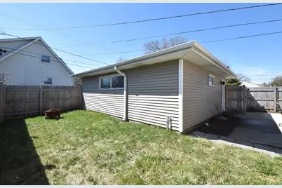 403  Beech St, Grafton, WI 53024 - Photo 26