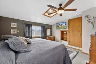 1739 Chatham St, Racine, WI 53402 - Photo 10