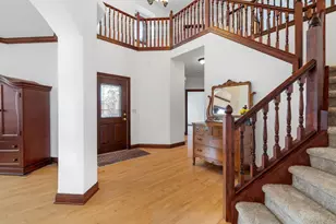 145 Victoria Cir, Racine, WI 53182 - Photo 4
