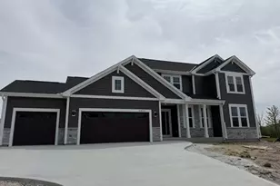 N73W17723 Mineral Dr, Menomonee Falls, WI 53051 - Photo 1