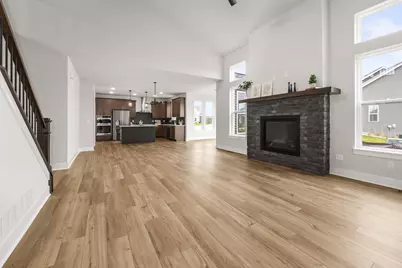 N73W17723  Mineral Dr, Menomonee Falls, WI 53051 - Photo 6