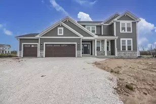 N73W17723 Mineral Dr, Menomonee Falls, WI 53051 - Photo 1