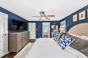 5832 N Kent Ave, Whitefish Bay, WI 53217 - Photo 12