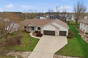 2368 Stonehaven Dr, Sun Prairie, WI 53590 - Photo 62