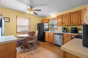 2809 E Armour Ave, Saint Francis, WI 53235 - Photo 2