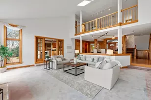 702 W Haddonstone Pl, Mequon, WI 53092 - Photo 16