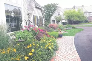 702 W Haddonstone Pl, Mequon, WI 53092 - Photo 20