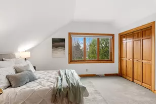 702 W Haddonstone Pl, Mequon, WI 53092 - Photo 38
