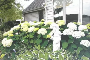 702 W Haddonstone Pl, Mequon, WI 53092 - Photo 24
