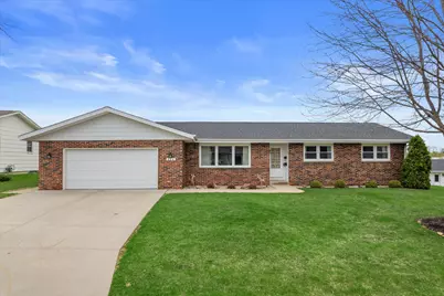 864  Mayer Ln, Mayville, WI 53050 - Photo 1