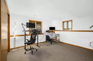 10928 W Church St, Franklin, WI 53132 - Photo 16