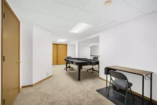 10928 W Church St, Franklin, WI 53132 - Photo 24