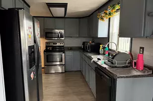 3030 Gates St, Racine, WI 53403 - Photo 2