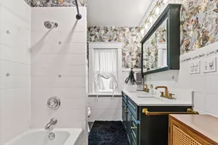 164 S Charles St, Waukesha, WI 53186 - Photo 28