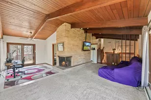 N84W12863 Ronald Dr, Menomonee Falls, WI 53051 - Photo 4