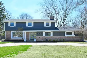 1101 W County Line Rd, Bayside, WI 53217 - Photo 34