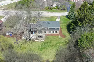 1101 W County Line Rd, Bayside, WI 53217 - Photo 40