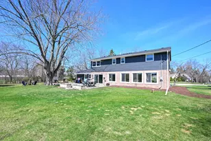1101 W County Line Rd, Bayside, WI 53217 - Photo 36