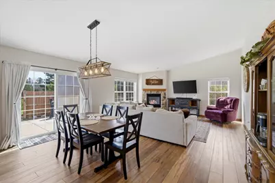 1879  Kissel Dr, Hartford, WI 53027 - Photo 6