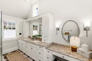 5000 N Larkin St, Whitefish Bay, WI 53217 - Photo 16