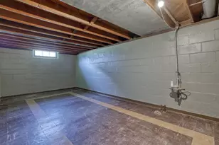 8621 W Montana Ave, West Allis, WI 53227 - Photo 22