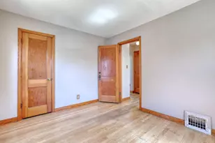 8621 W Montana Ave, West Allis, WI 53227 - Photo 10