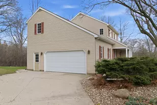 220 Frederick St, Plymouth, WI 53073 - Photo 6