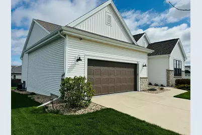 534  Foxfield Rd, Oregon, WI 53575 - Photo 2