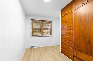 120 N Park Pl, Plymouth, WI 53073 - Photo 6