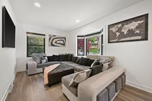 1423 St Charles St, Wauwatosa, WI 53213 - Photo 6