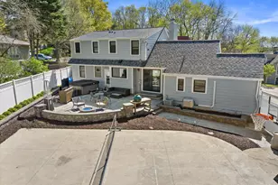 1423 St Charles St, Wauwatosa, WI 53213 - Photo 44