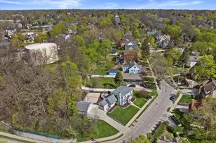 1423 St Charles St, Wauwatosa, WI 53213 - Photo 42