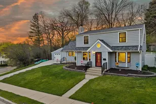 1423 St Charles St, Wauwatosa, WI 53213 - Photo 48
