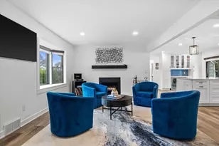 1423 St Charles St, Wauwatosa, WI 53213 - Photo 2