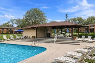 345 Park Hill Dr, Pewaukee, WI 53072 - Photo 20