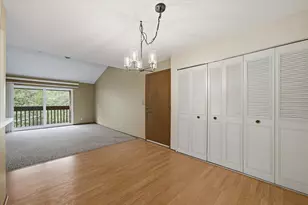 345 Park Hill Dr, Pewaukee, WI 53072 - Photo 6