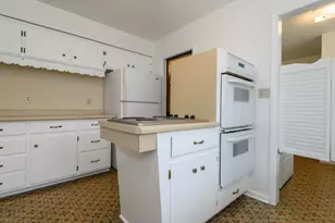 W160N8462 Donald Ct, Menomonee Falls, WI 53051 - Photo 26