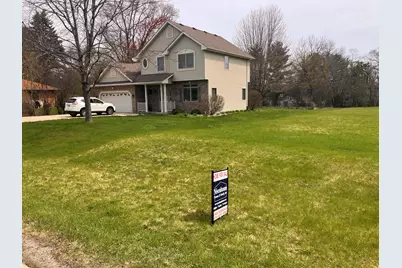 8498 N 68th St, Brown Deer, WI 53223 - Photo 4