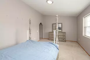 355 Jennifer Ln, Brookfield, WI 53045 - Photo 16