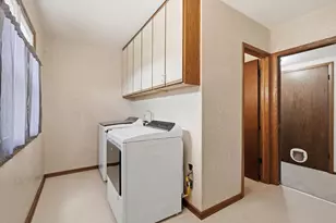 2009 Deerfield Dr, Saukville, WI 53080 - Photo 24